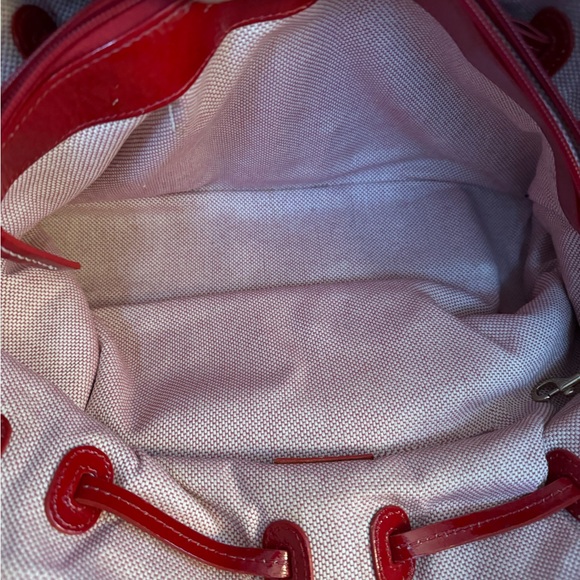 48 hour Sale Dooney & Bourke Vintage Patent Leather Large Red Chiara Bag EUC - Picture 13 of 15